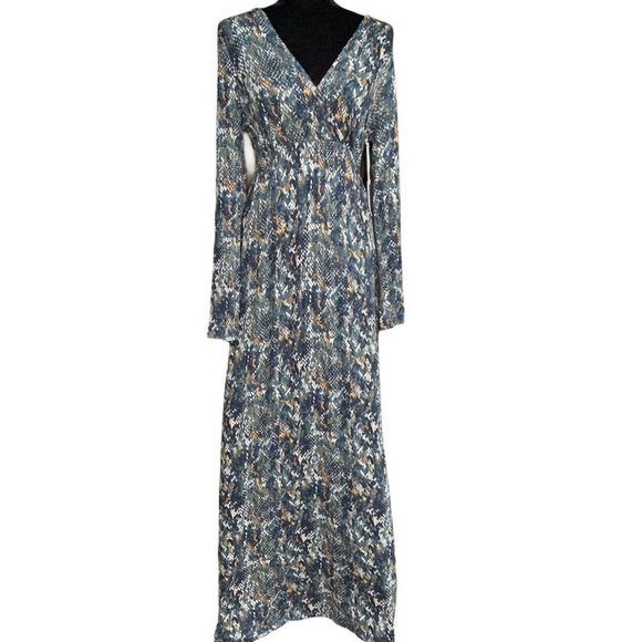 Jessica Simpson Women's Maternity Maxi Dress - Picture 1 of 8